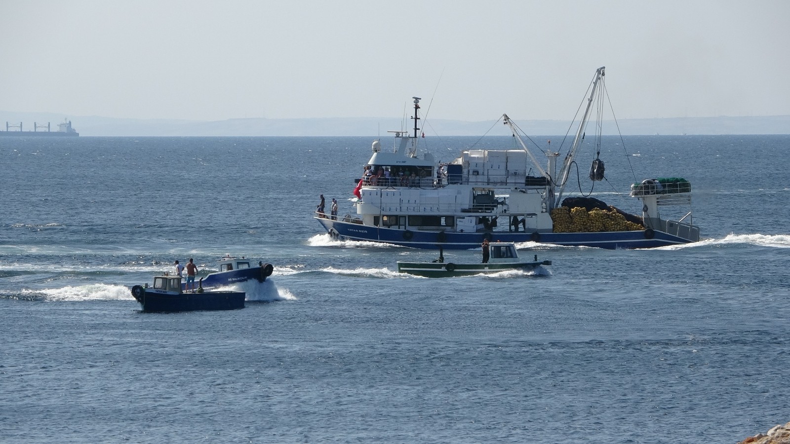 Çanakkale’de denizlerde av sezonu başlıyor