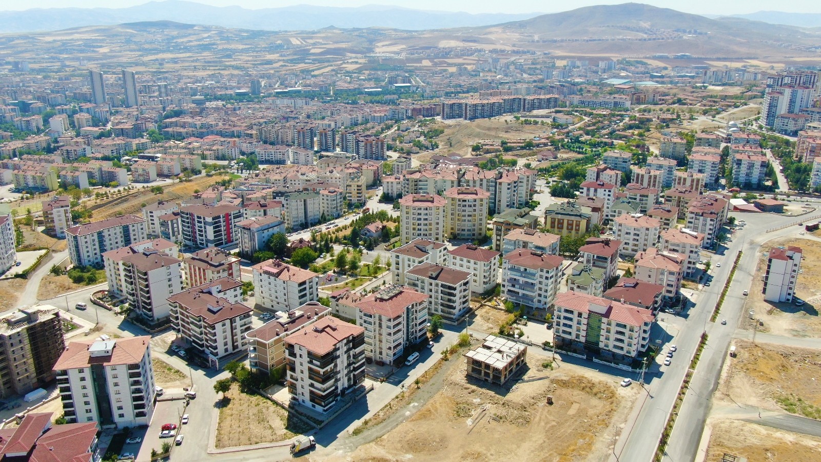 Elazığ’da kira fiyatları el yakıyor