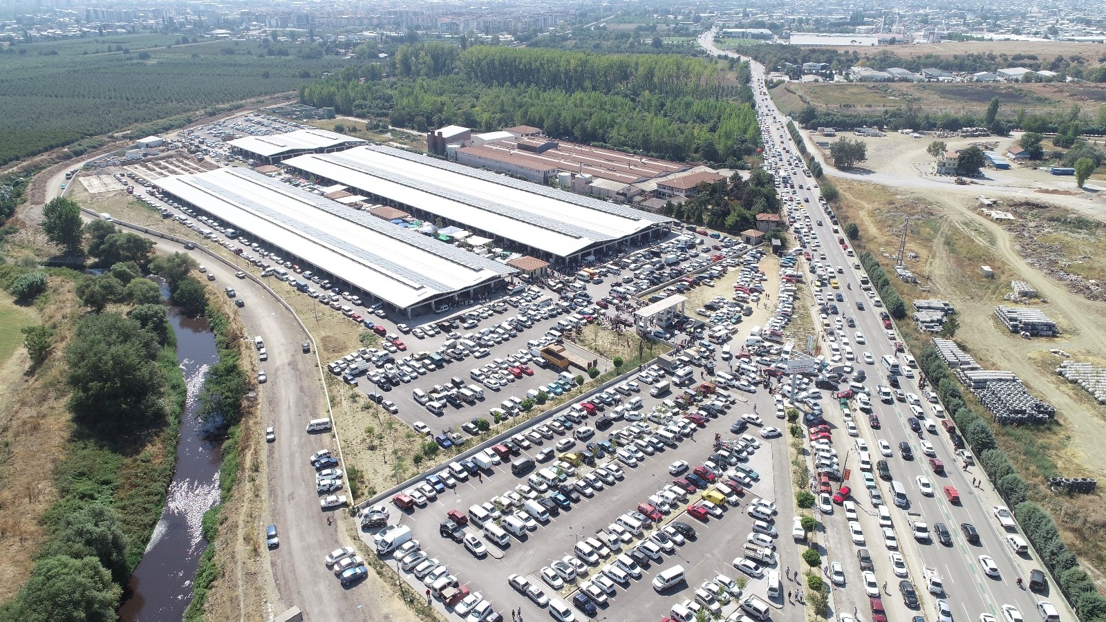Oto pazarı değil bitpazarı