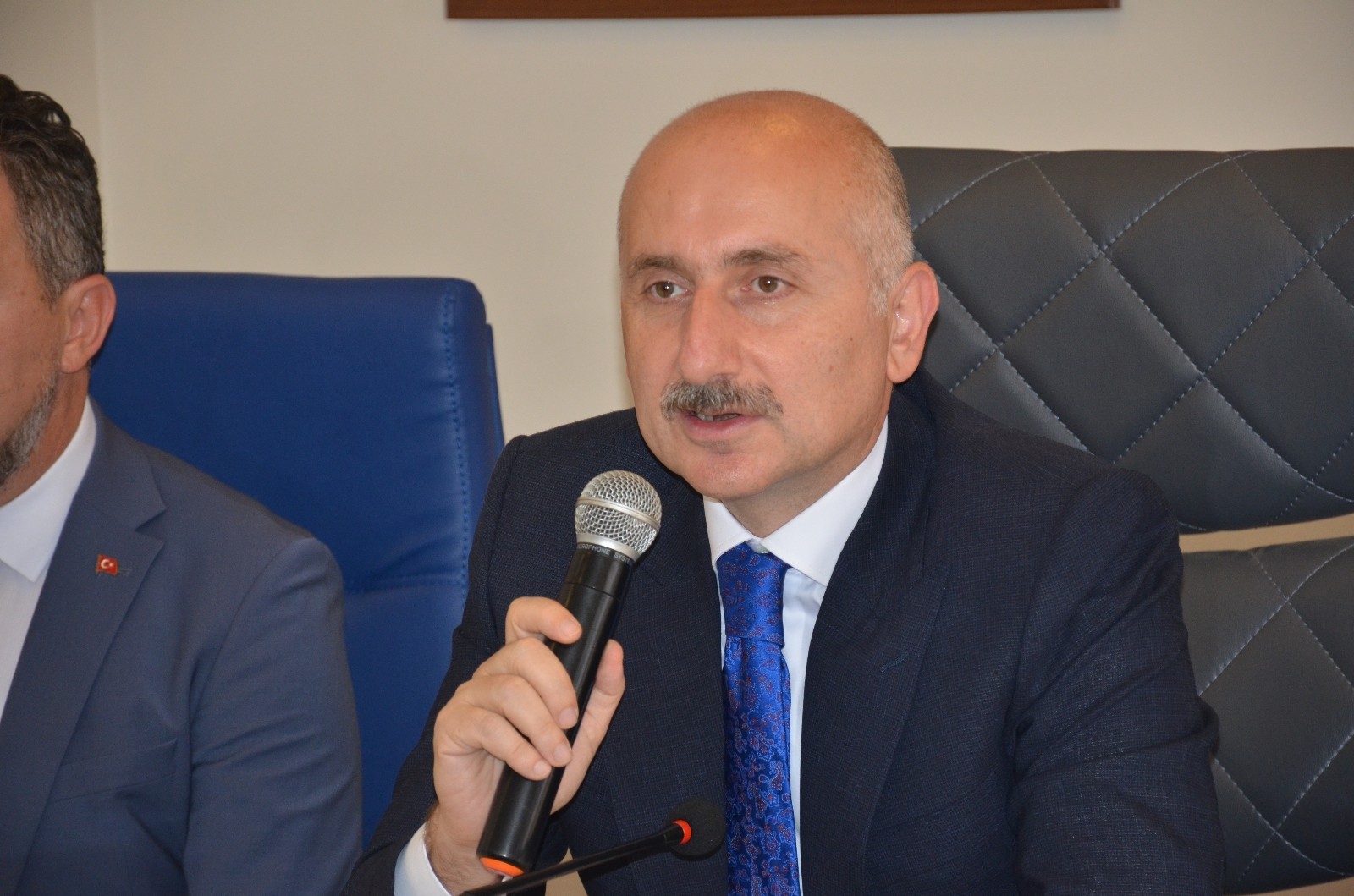 Bakan Karaismailoğlu: “Dünyaya mühendislik ihraç ediyoruz”