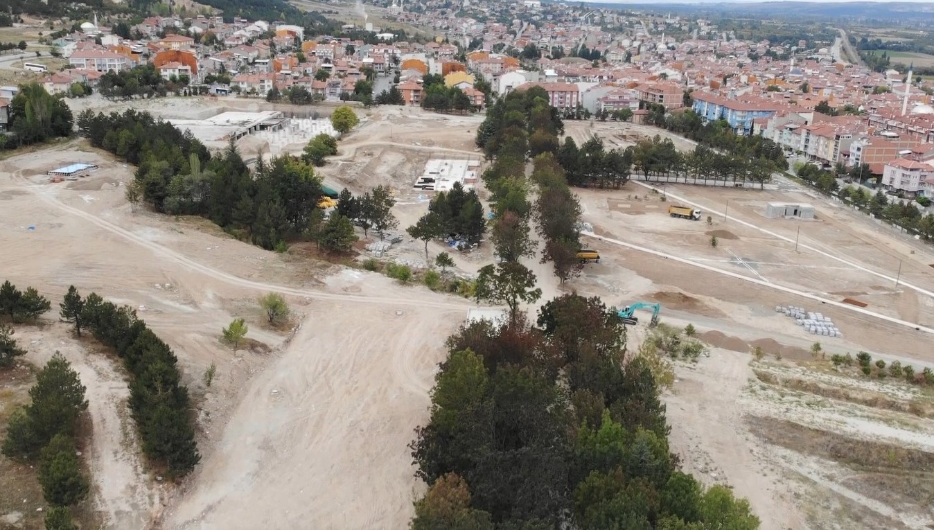 Kütahya Millet Bahçesi 6 ay sonra hizmete açılıyor