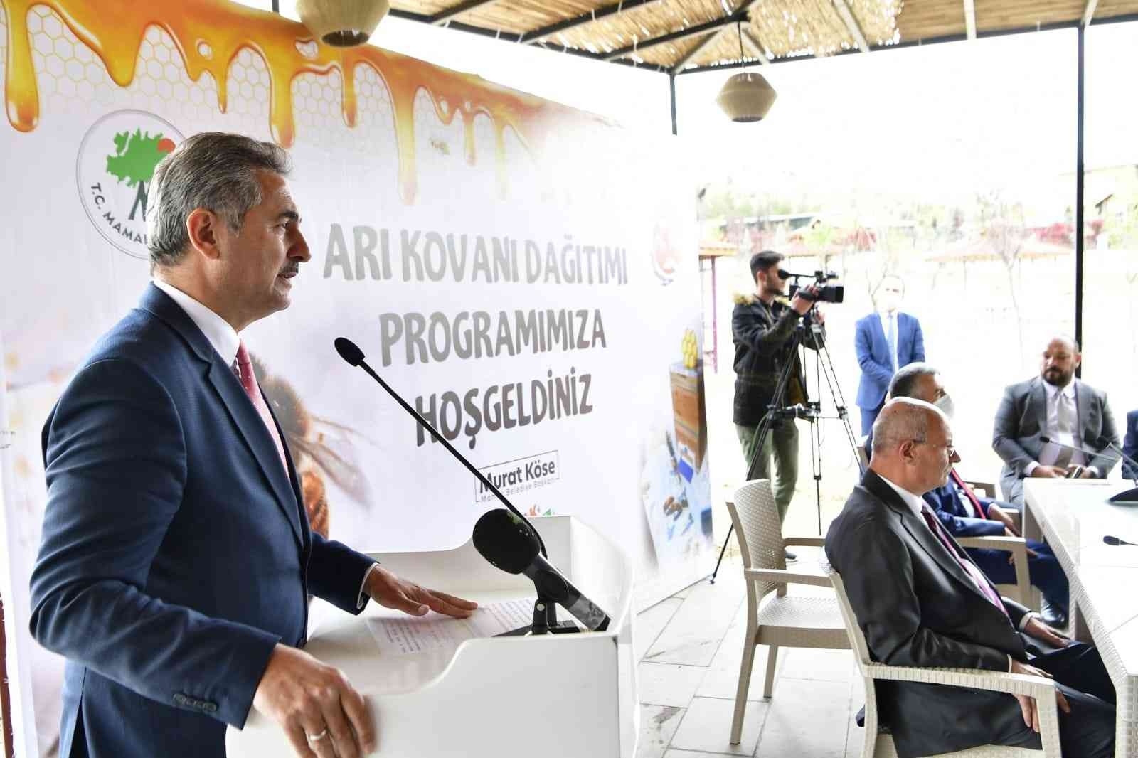 Başkan Köse’den, girişimci kadınlara kovan desteği