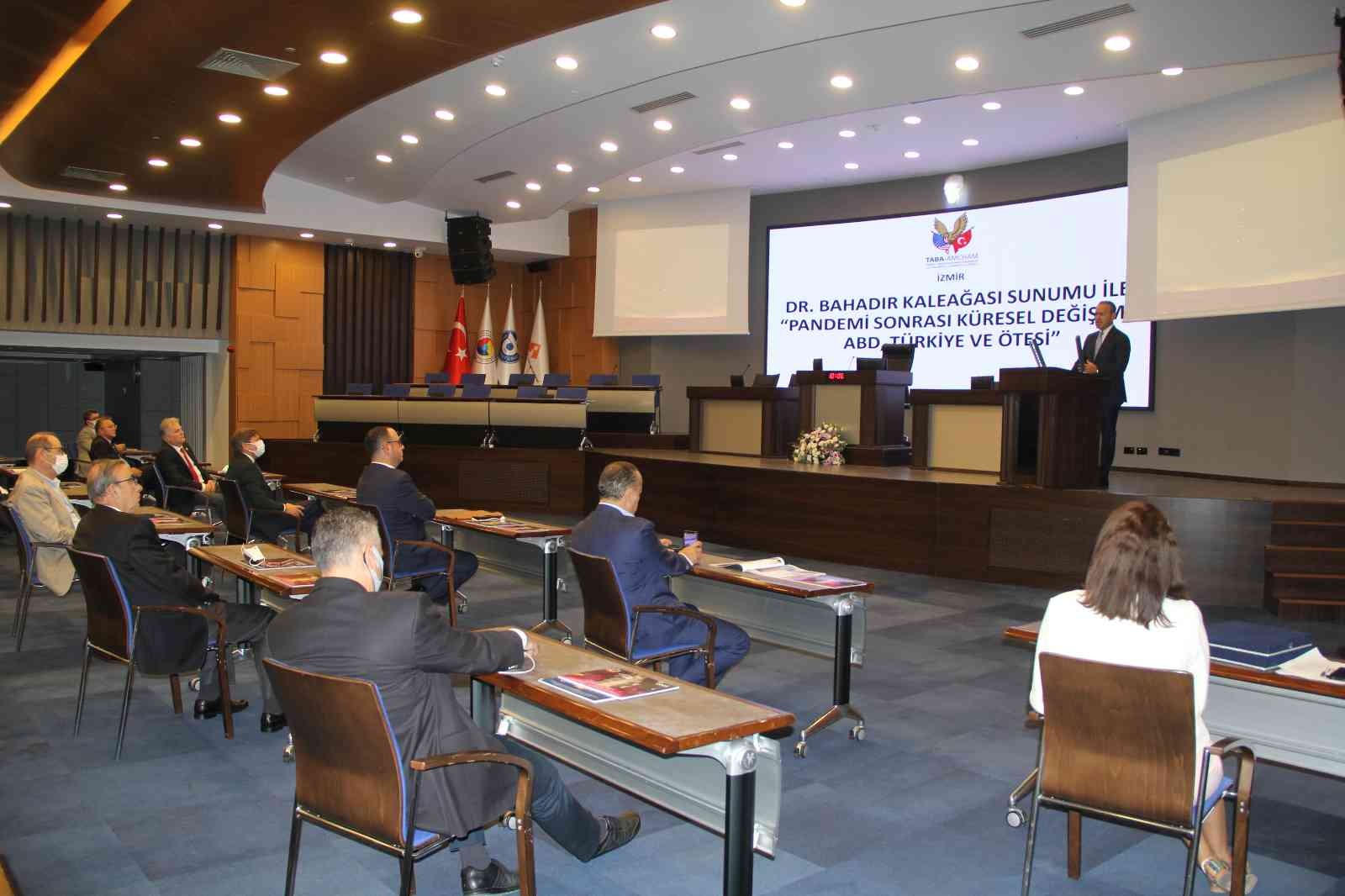 Pandeminin etkisi değerlendirildi: "Belki de 10-15 yıl sonra anlayacağımız bir değişimin içindeyiz"