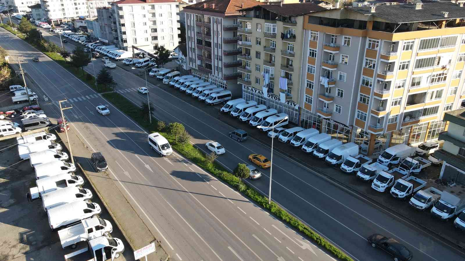 Türkiye’nin minibüs piyasasına yön veren ilçede sıfır ve ikinci ele yoğun talep