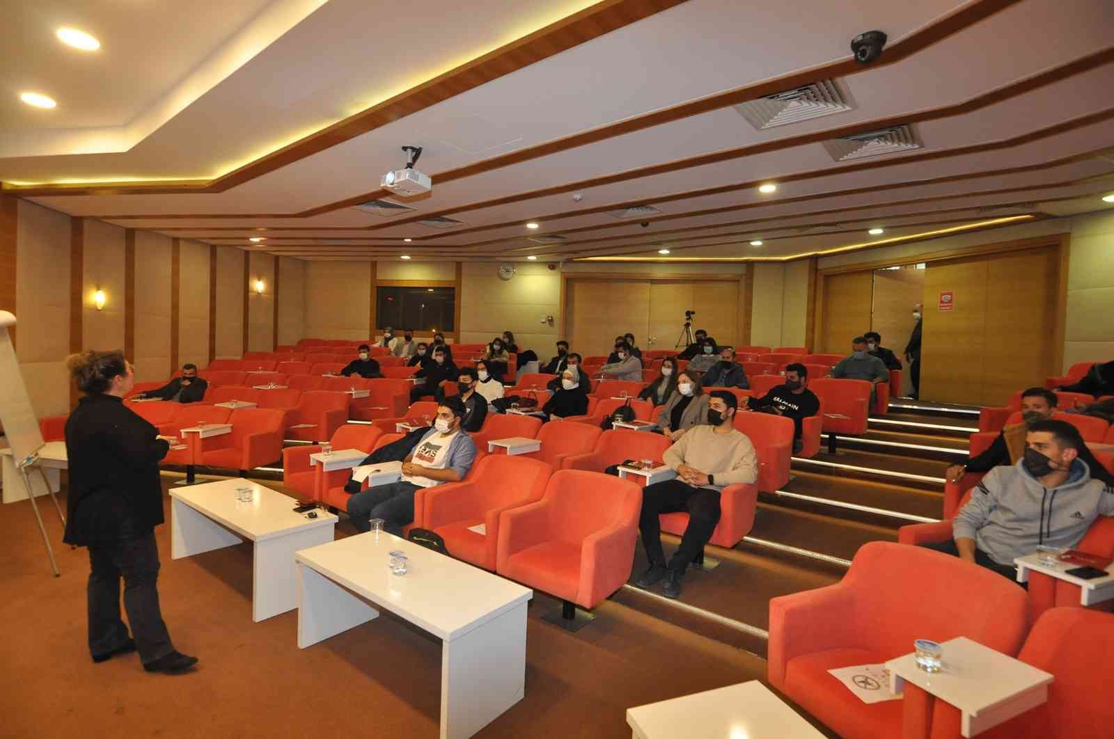 İTSO’dan üyelerine dış ticaret yönetimi eğitimi