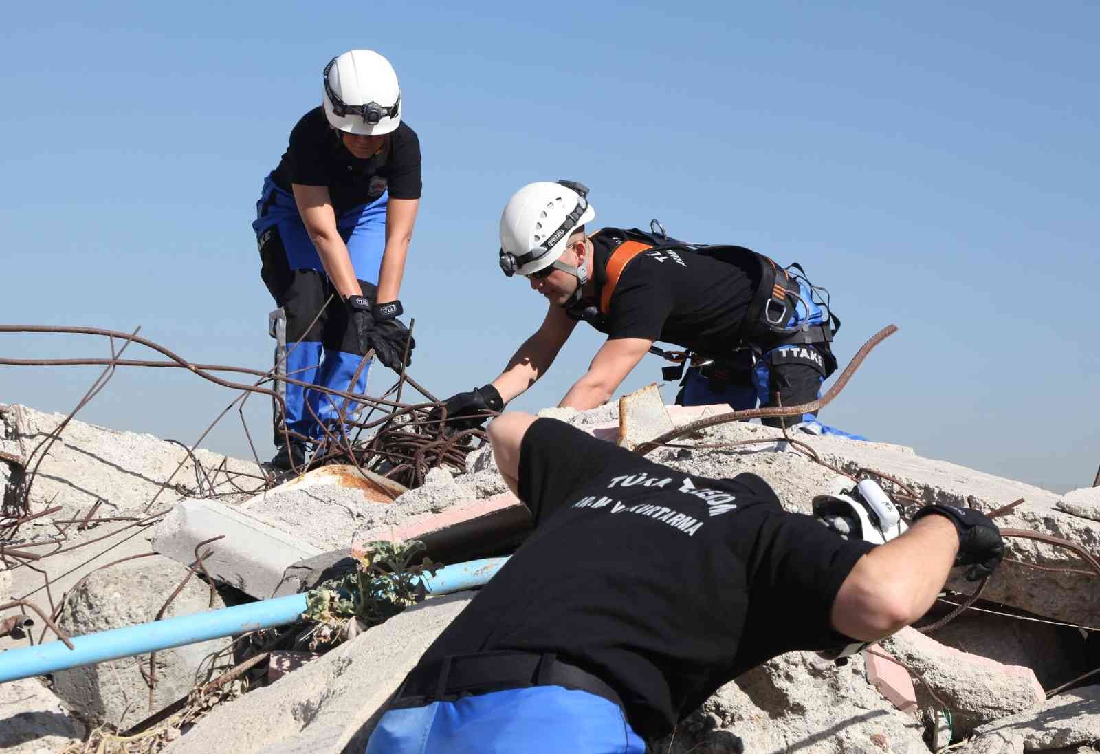 Afet gönüllüleri tek yürek: TTAKE