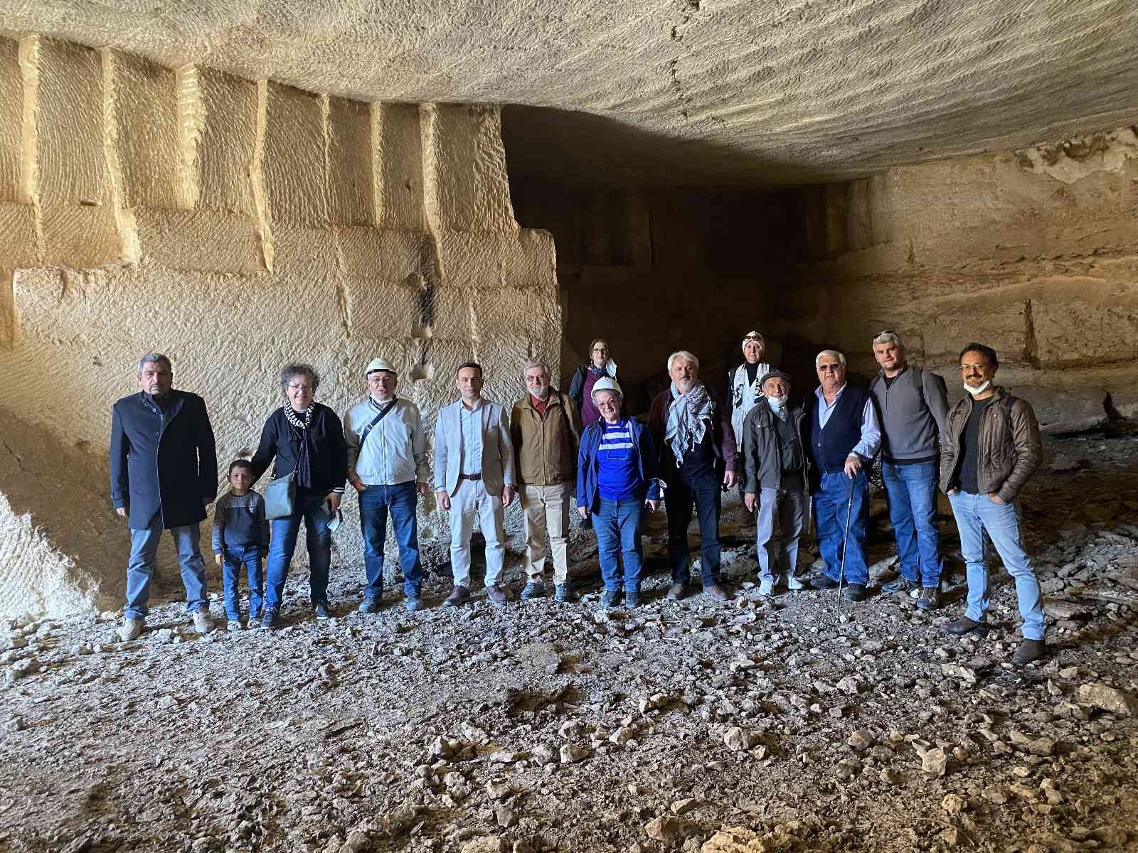 Dünya Harran Bazda’da doğal taş yer altı işletmeciliğinin tarihine tanık olacak