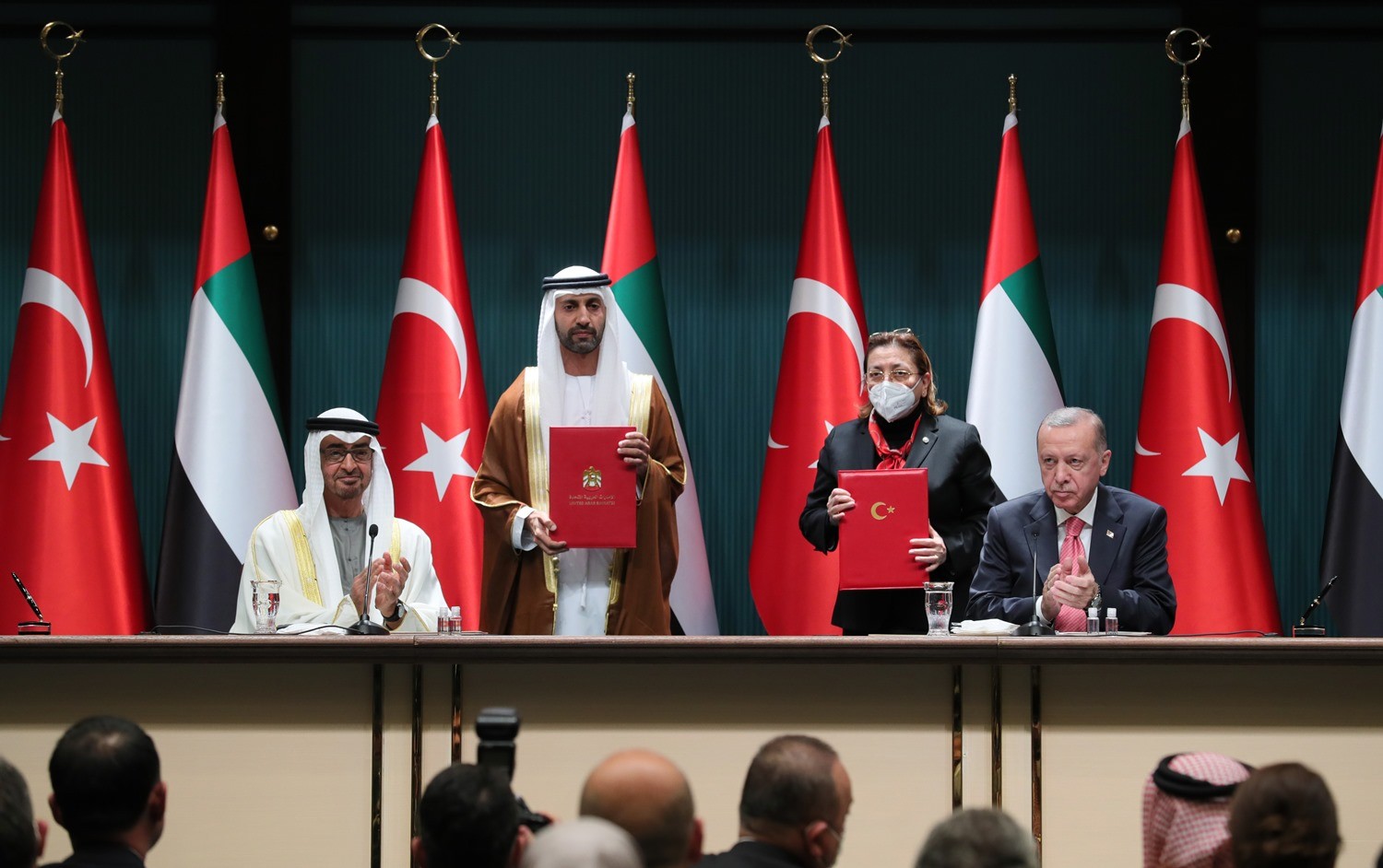 BIST ile Abu Dabi Menkul Kıymetler Borsası arasında iş birliği