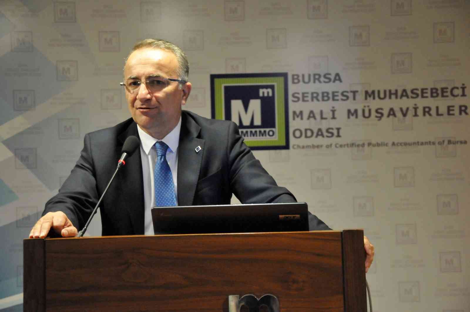Döviz yükselmiyor, Türk Lirası değersizleşiyor