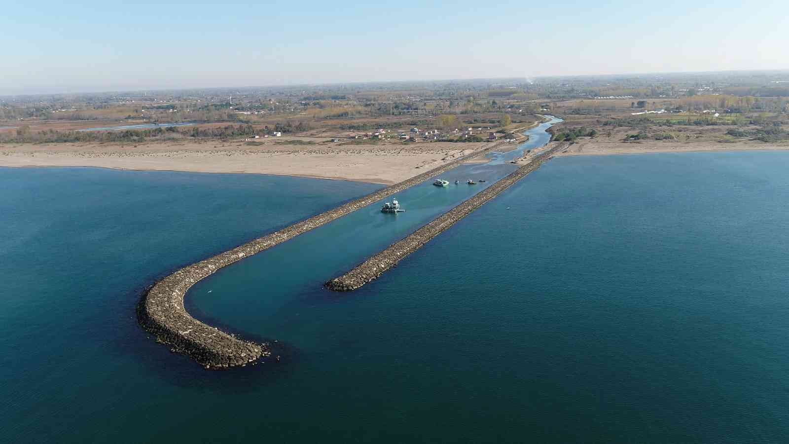 Samsun Çarşamba Ovası denize çıkış yapıları işinin yüzde 60’ı tamamlandı