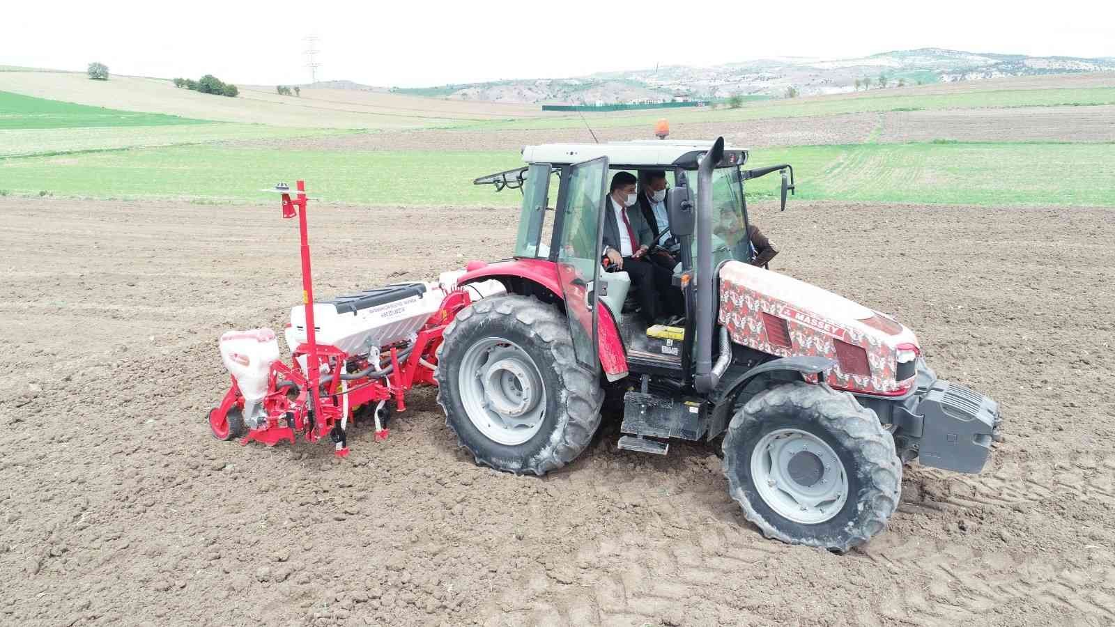 Serhat Oğuz’un çiftçiye mazot desteği uygulaması ABB Meclisi’nde takdir topladı