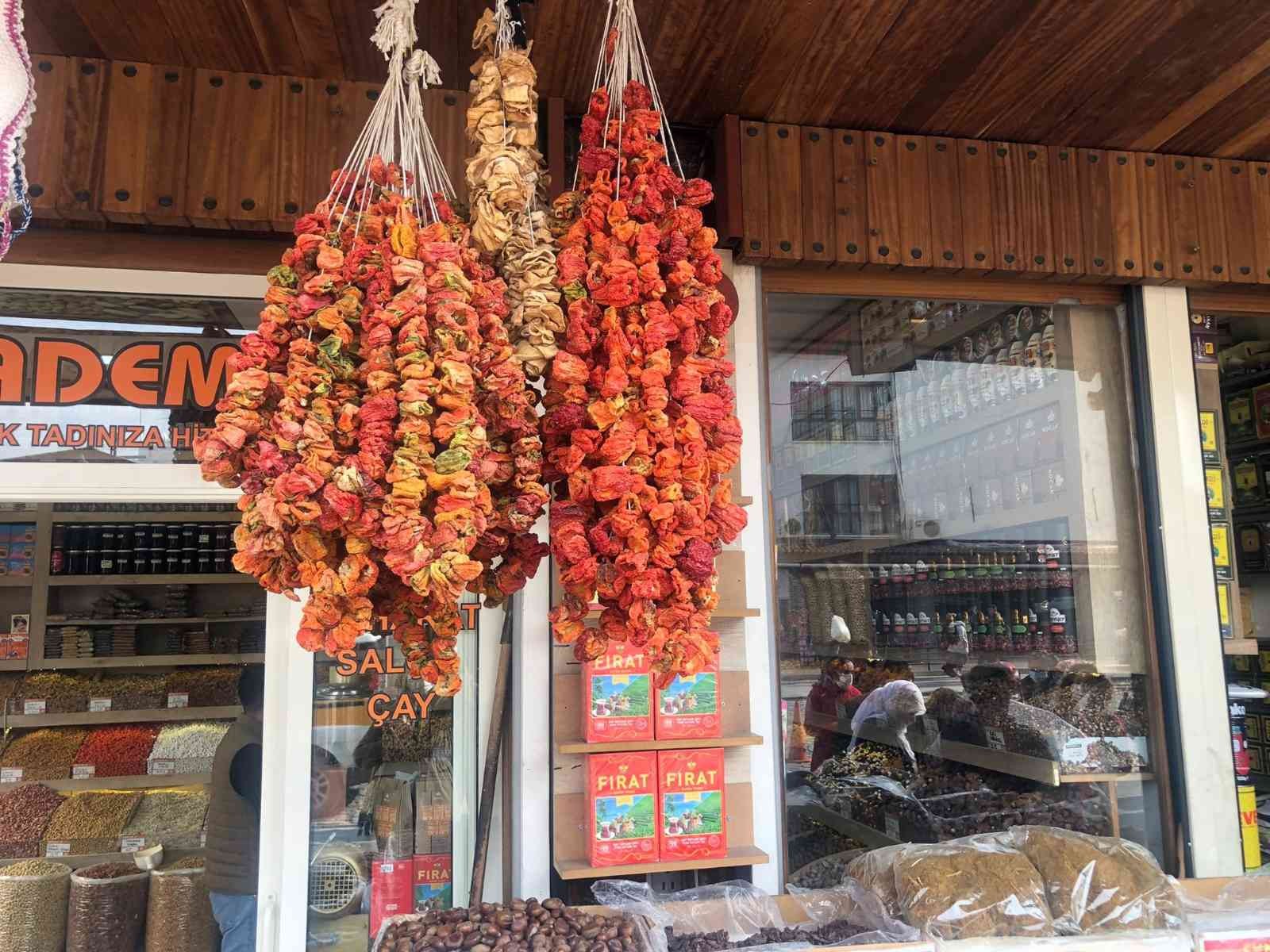 Bayat kurutmalıklar zehir saçıyor