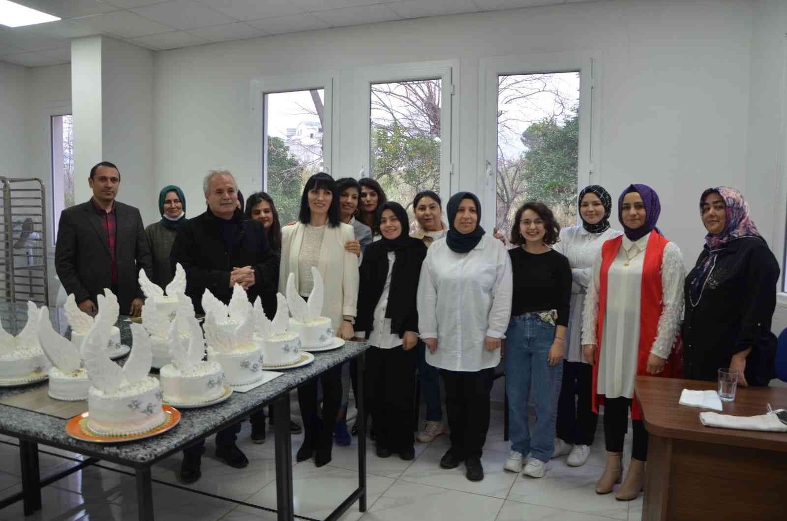 Hamarat kadınlar yetenekleri ile girişimci oldu