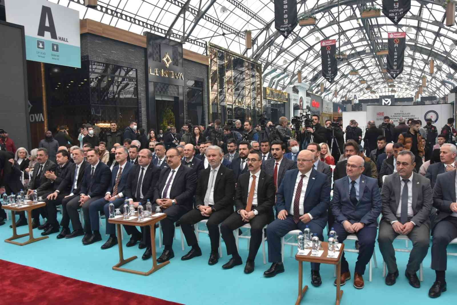 MODEF 2022 46. Uluslararası İnegöl Mobilya Fuarı açıldı