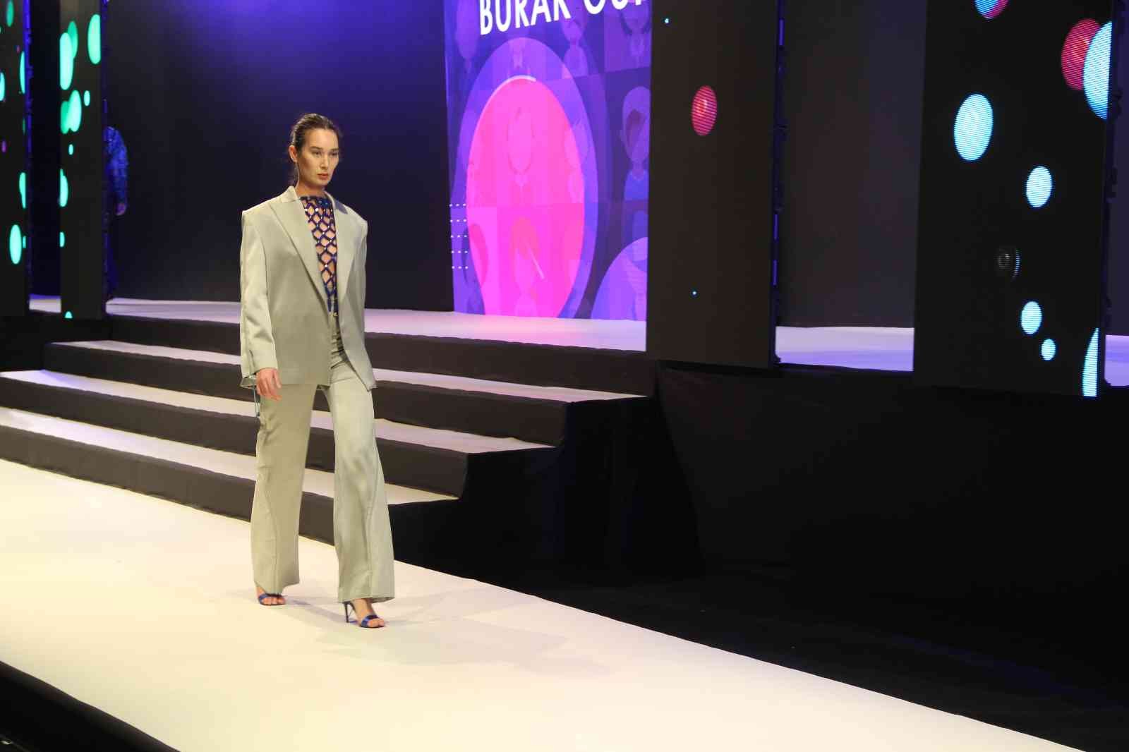 EİB 16. Moda Tasarım Yarışması görkemli defileyle tanıtıldı
