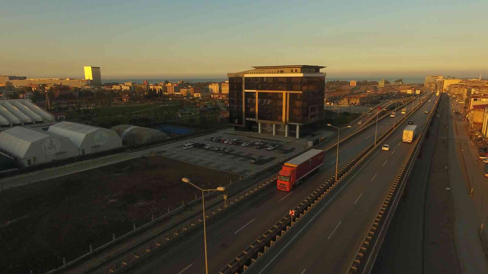 Samsun’da oda/borsa hizmet binası açılışında yerli otomobil ‘TOGG’ sürprizi